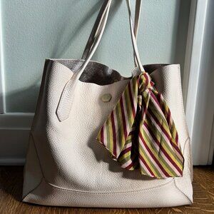 Botkier Leather Tote Bag Pebbled Leather Beautiful Gold Accents. Pristine Cond